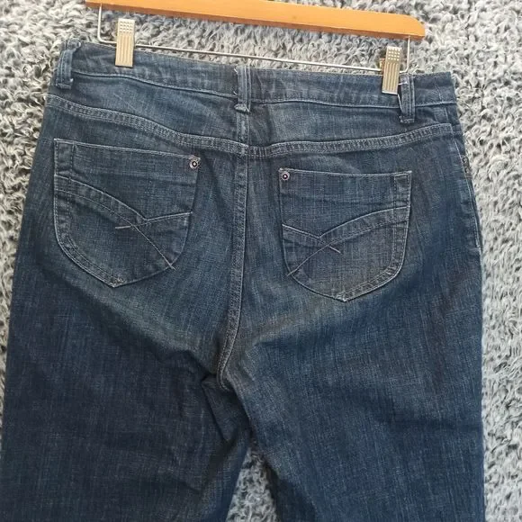 Chico's 1 Platinum Capri Jeans Women 8 Blue Ultimate Fit Slim Leg Denim - Picture 9 of 10